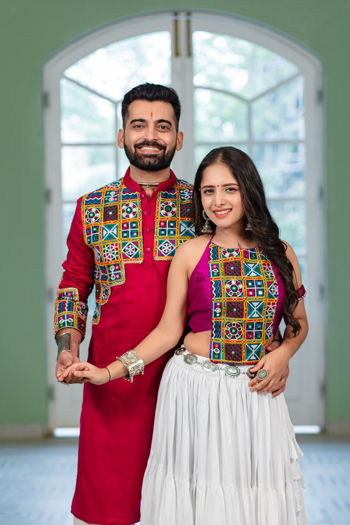 Couple Set (Chandni Raas + Raangilo Wine)