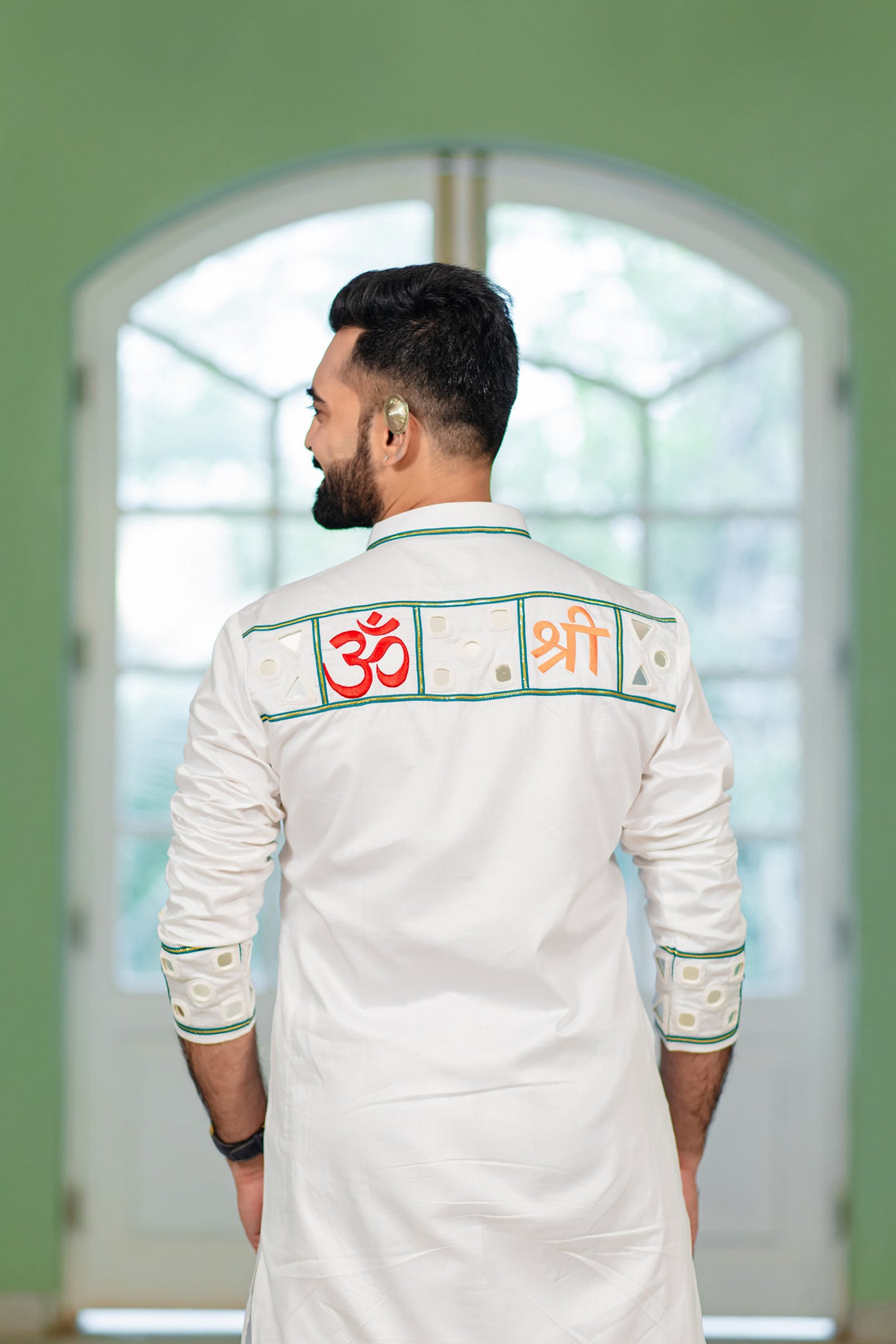 OM Kurta